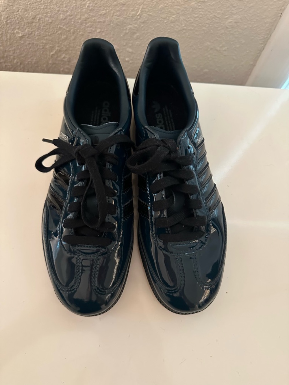 Adidas Samba Womens 9Patent Leather Sneakers - Teal
AS SEEN ON DAKOTAH JOHNSON - Picture 2 of 5